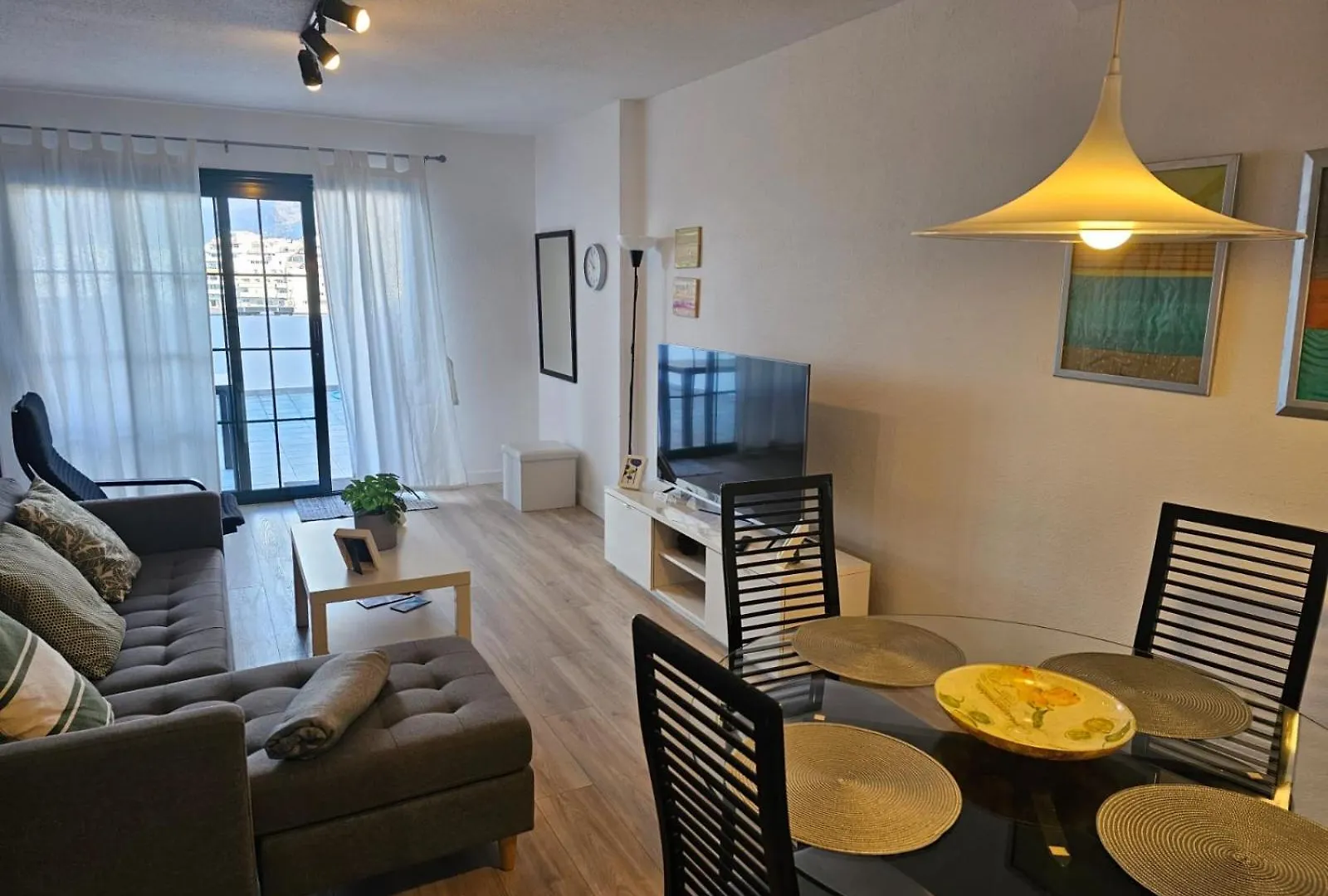 Sunny Holidays In Casa Familiar Playa La Arena By Hrtenerife Net Puerto de Santiago  Holiday home Puerto de Santiago (Tenerife)
