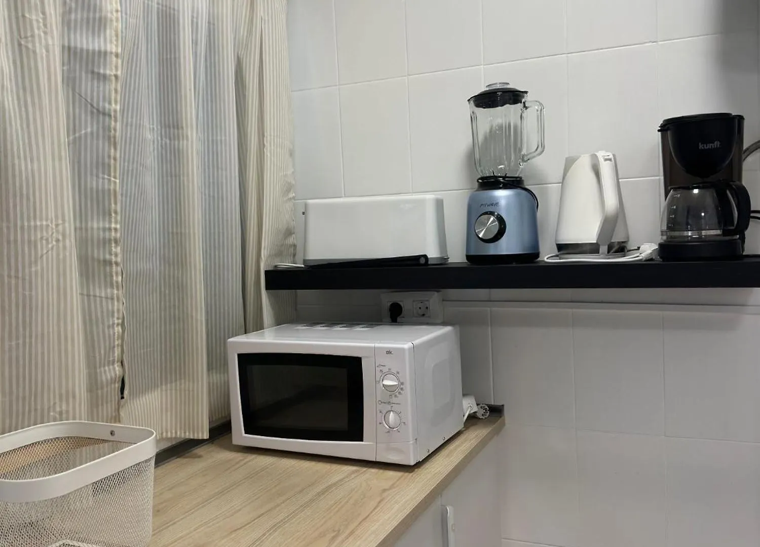 Sunny Holidays In Casa Familiar Playa La Arena By Hrtenerife Net Puerto de Santiago  Holiday home