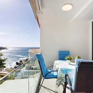 Coastal Hideaway Holiday home